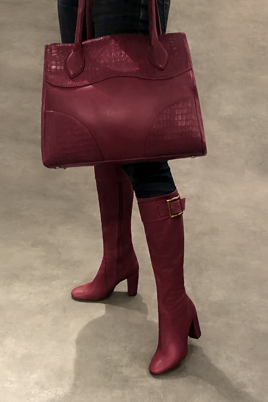 Burgundy red feminine knee high boots. Made to measure. Round toe. High block heels